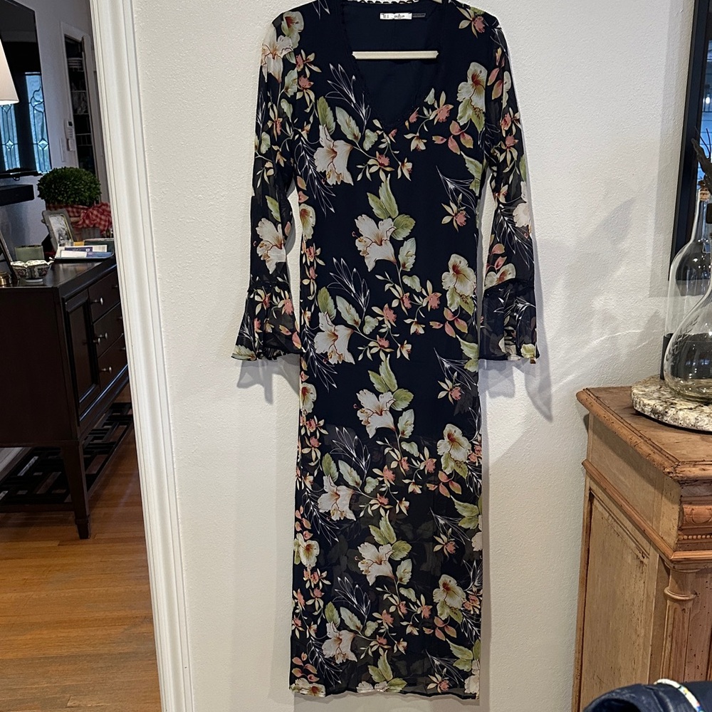 Two Tier Floral Maxi Dress in Navy with Bohemian Sleeves Size M